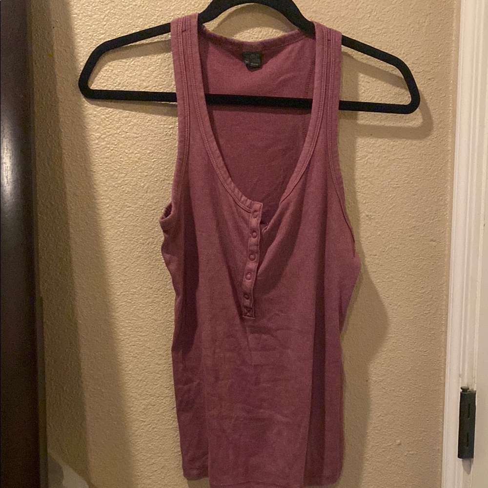 Pink Sleeveless Buttoned Tank Top